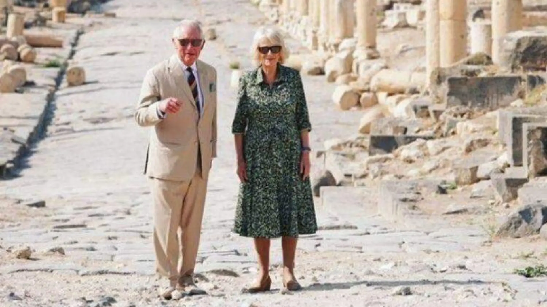 príncipe Carlos y Camilla pasarán la Navidad con Isabel II